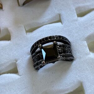 Elegant Black Stone Ring